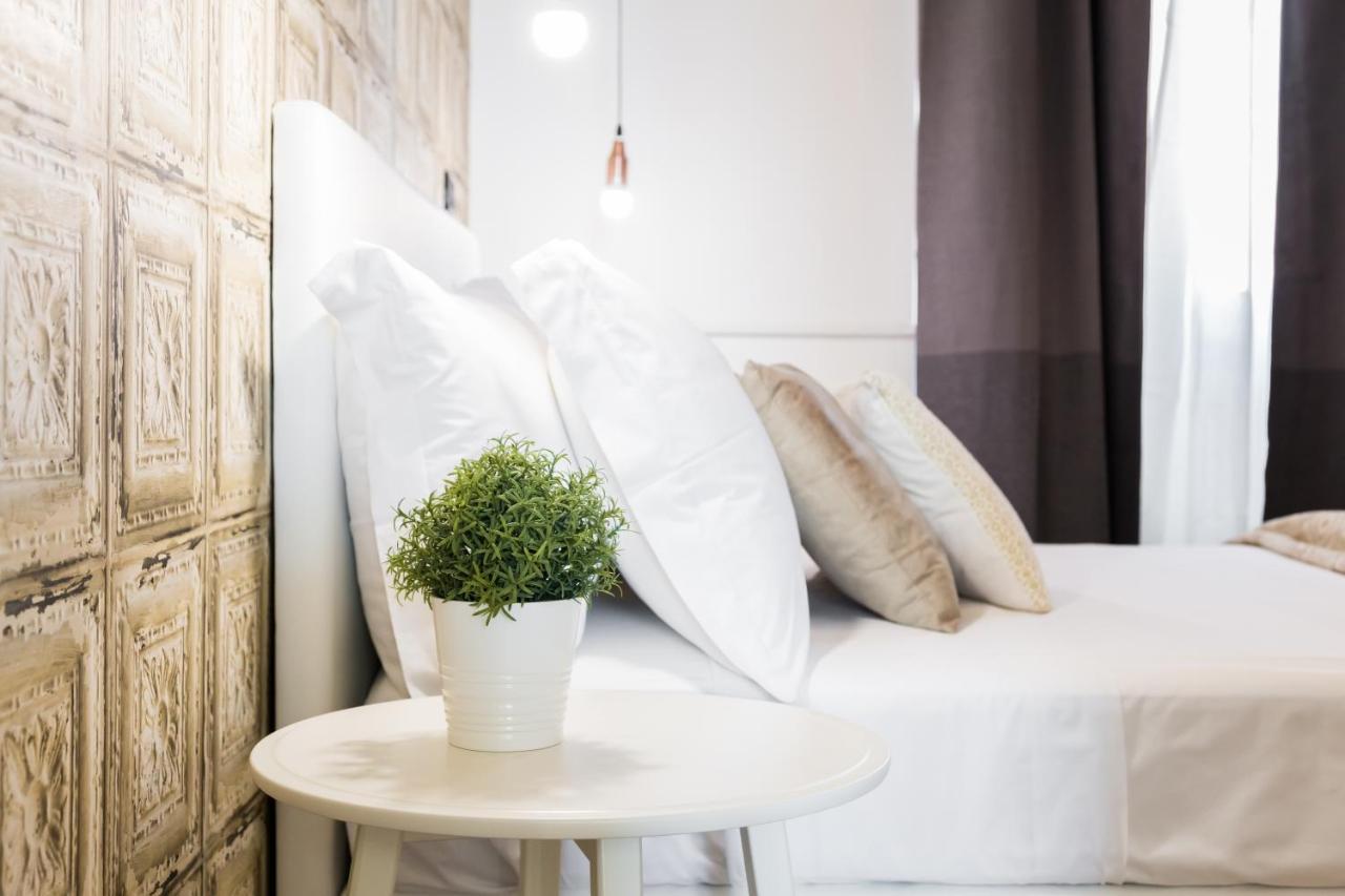 Bmga L Glam Industrial 3-Bed Apartment In Termini 로마 외부 사진