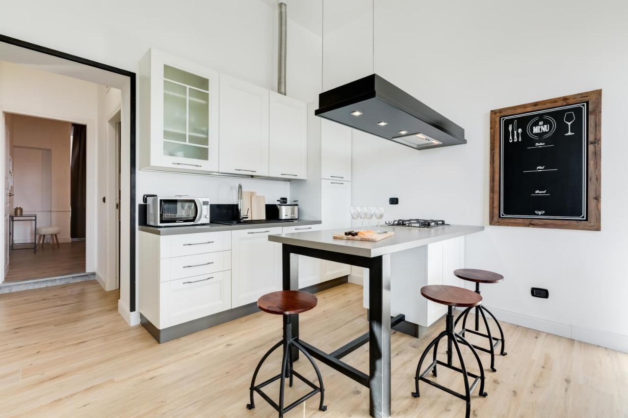 Bmga L Glam Industrial 3-Bed Apartment In Termini 로마 외부 사진