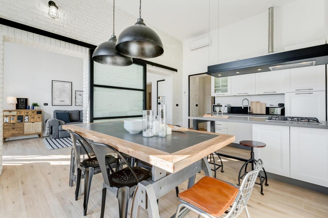 Bmga L Glam Industrial 3-Bed Apartment In Termini 로마 외부 사진