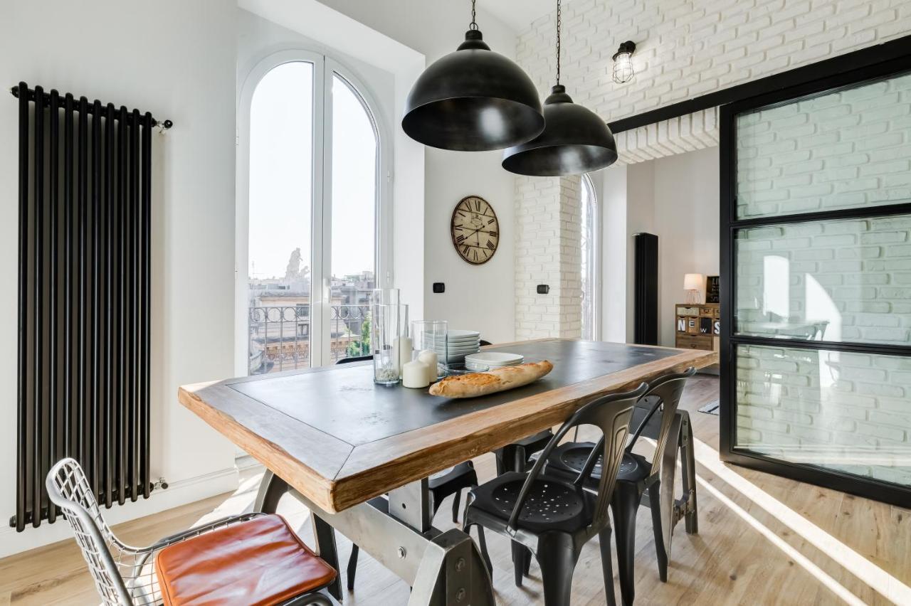 Bmga L Glam Industrial 3-Bed Apartment In Termini 로마 외부 사진
