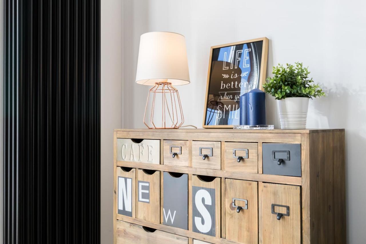 Bmga L Glam Industrial 3-Bed Apartment In Termini 로마 외부 사진